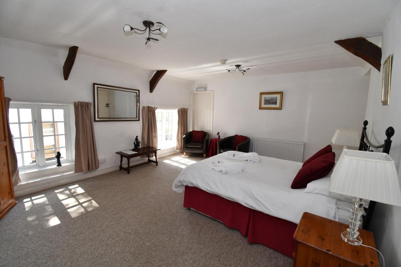 The Weary Friar Inn Pillaton Exteriér fotografie