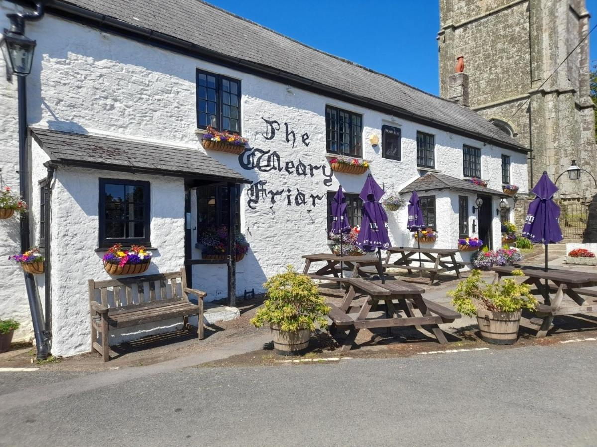 The Weary Friar Inn Pillaton Exteriér fotografie